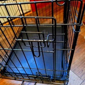 Dog Crate with Mat (in box)